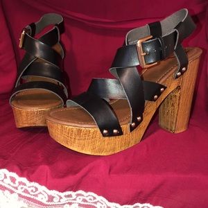 Retro Platform heels